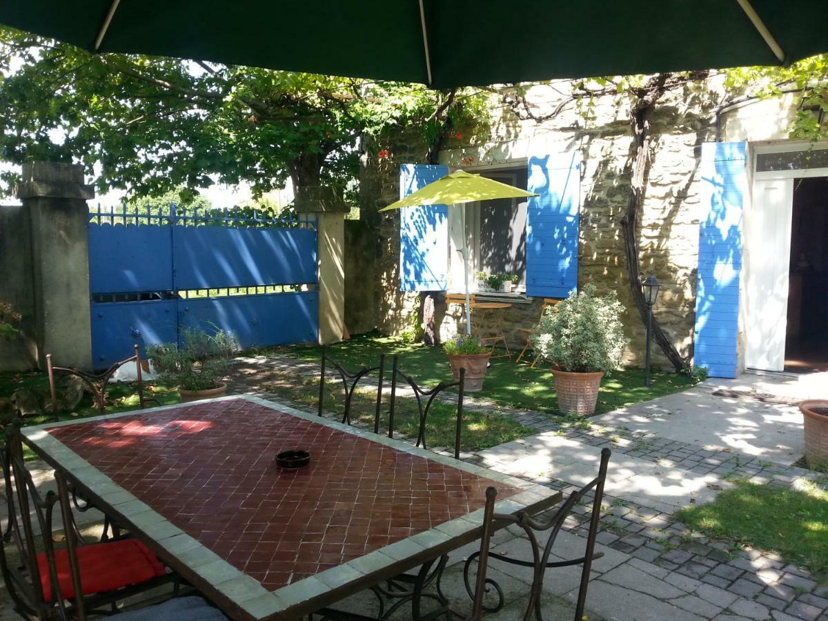 Le Mas Des Platanes Entraigues-sur-la-Sorgue Kültér fotó